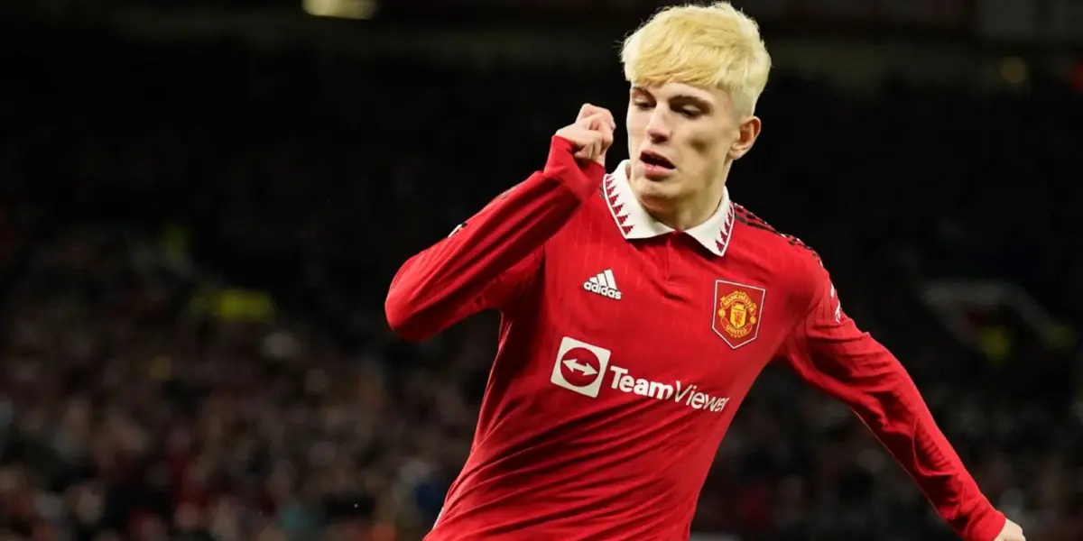 Además, Lisandro Martínez completó los 90 minutos de juego en el triunfo contra el Barcelona.