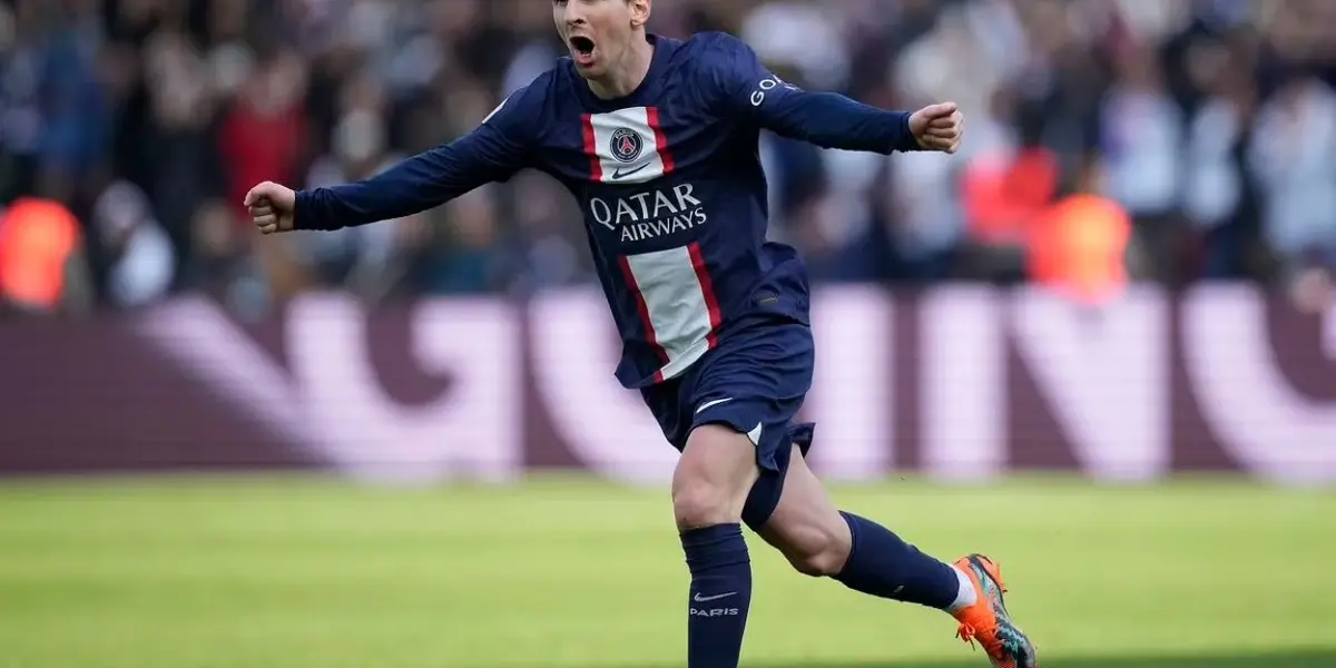 Además, Neymar salió lesionado.