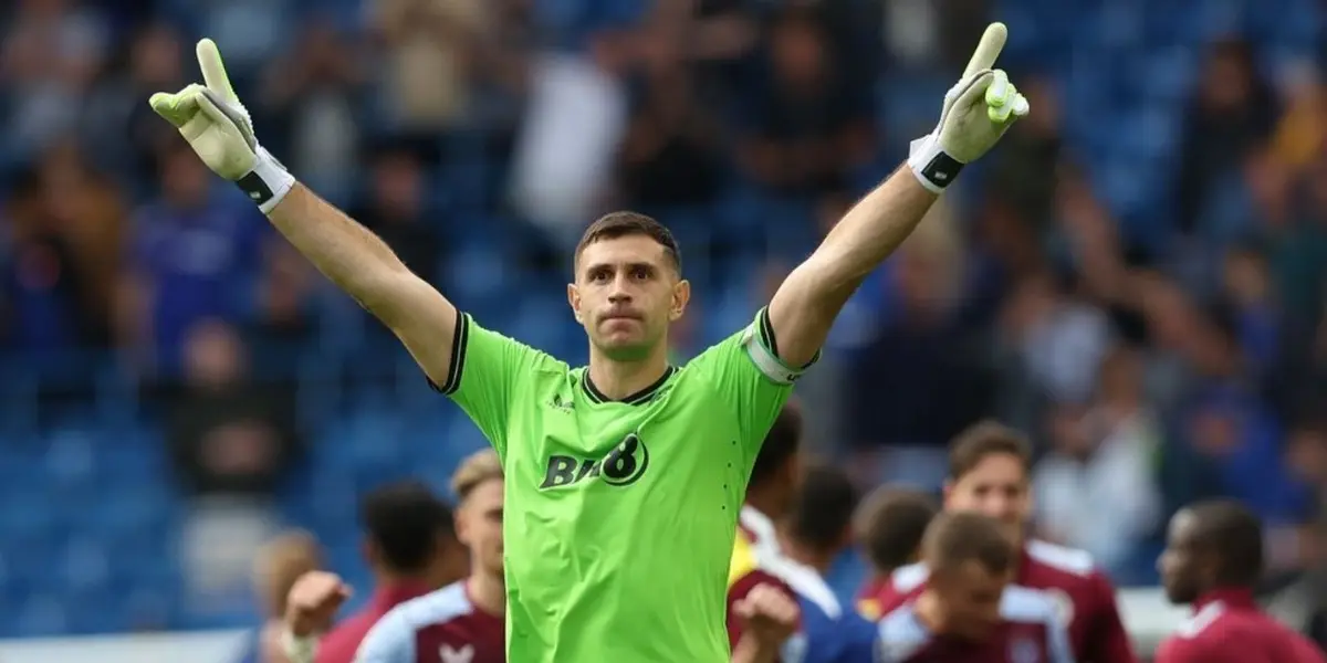 El campeón del mundo fue clave en el empate de su equipo con otra atajada determinante.