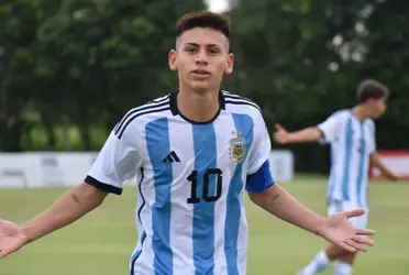 El chico que la rompe en la Sub-17 de la Selección Argentina tiene un parecido gigante a una gloria del club.