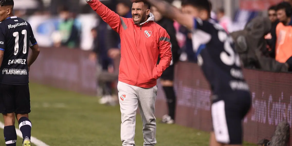 El DT de Independiente premió a sus jugadores tras igualar en La Paternal.