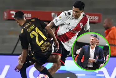 El entrenador no se quedó quieto luego del tanto de Platense.