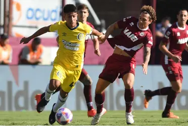 El equipo ‘Granate’ goleó al 'Canalla' que se aleja en la punta.