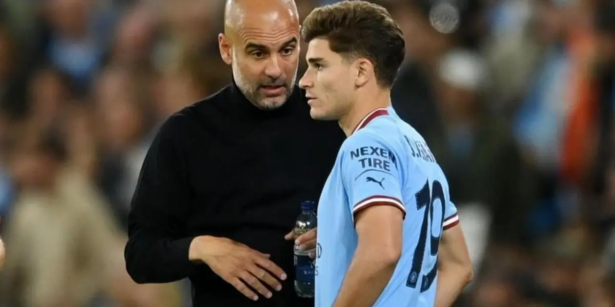 El Manchester City juega ante el Arsenal y Pep Guardiola tomó una polémica decisión.