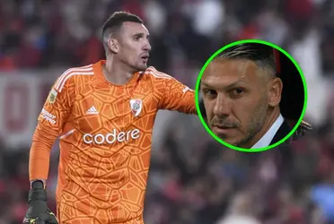 El portero de la Selección Argentina ganó todo con este equipo, desde donde esperan que cumpla su palabra y vaya a retirarse allí.