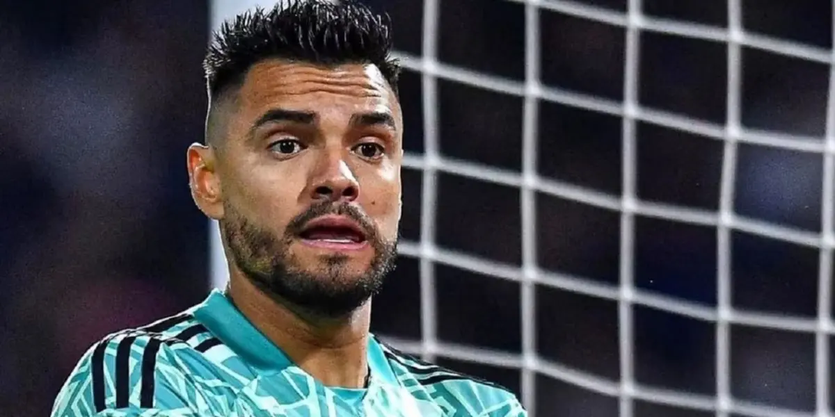 Junior Costa, compañero del arquero en su paso por Sampdoria, detalló los momentos en que al arquero xeneize le cuesta más concentrarse.