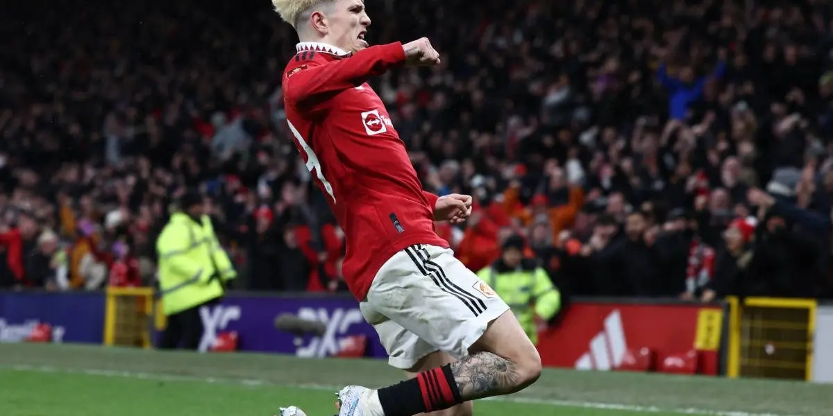 Lisandro Martínez fue suplente en el equipo de Erik ten Hag frente al West Ham.